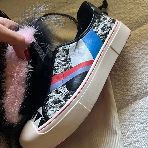 Fendi pink fur sneakers - Picture 7 of 12